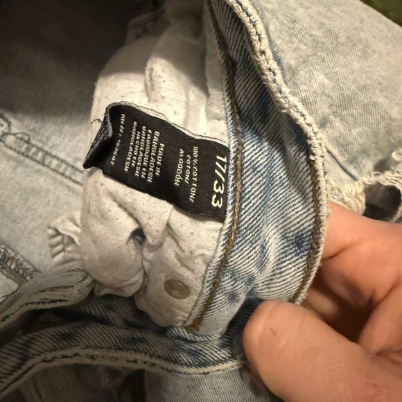 Celebrity Pink Jeans Denim Distressed Cutoff Style Shorts - Picture 5 of 6